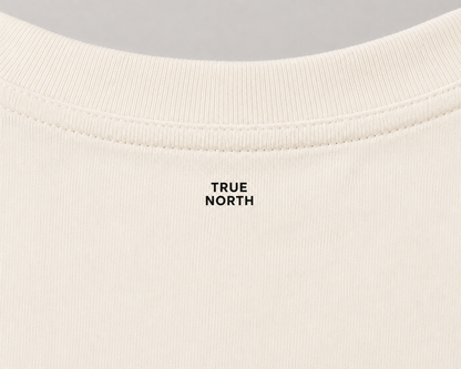 Camiseta Build Something Meaningful.