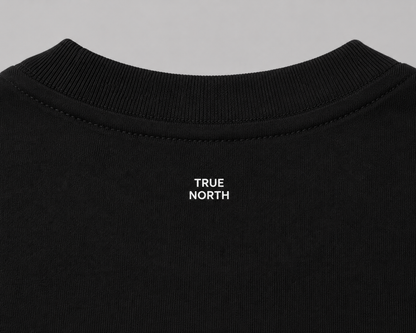 Camiseta Build Something Meaningful.