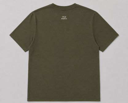 Camiseta Build Something Meaningful.